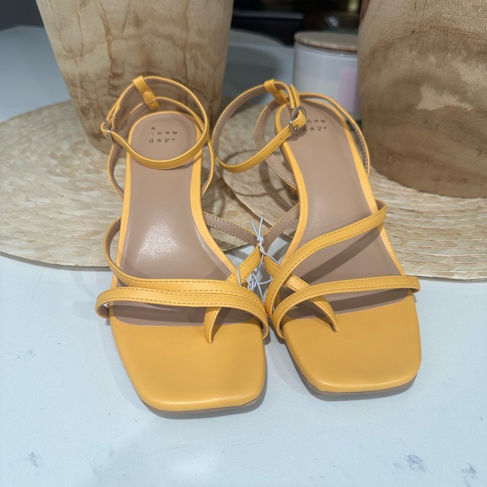 Yellow mustard open shoes
